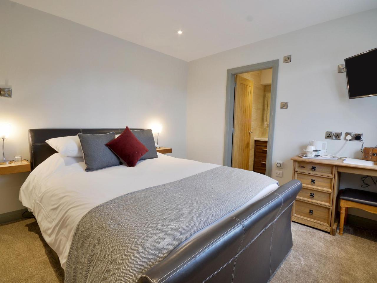 The Cayley Arms Inn Pickering Bagian luar foto